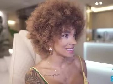 Freechat sweetlaurasaenz on Chaturbate