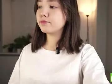 Freechat sweetyoops on Chaturbate