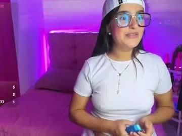 Away tatissdeliciuss on Chaturbate