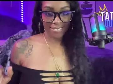 Freechat tatted_vixen on Chaturbate