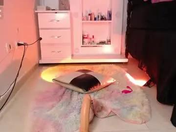 Freechat thalia_066 on Chaturbate