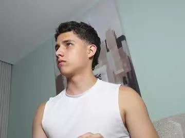 Freechat theohawke_ on Chaturbate