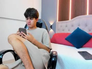 tommy18__ on Chaturbate