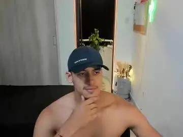 travis_bakerr on Chaturbate