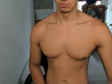travis_bakerr on Chaturbate