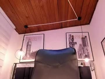 Freechat tylla_ on Chaturbate