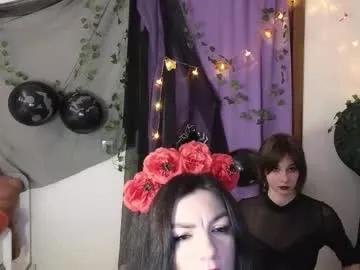 Freechat vika_loves_you on Chaturbate