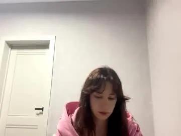 Freechat wildpeachh on Chaturbate