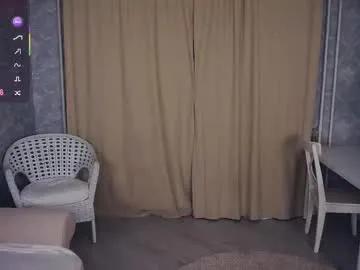 Freechat wiloneellett on Chaturbate