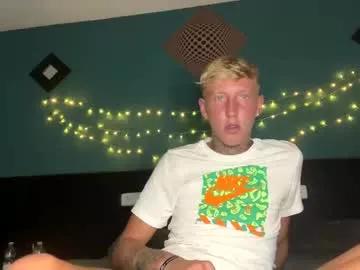 Freechat yorkshirelad208 on Chaturbate