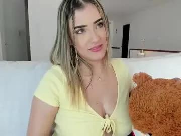 Away zarirosse on Chaturbate