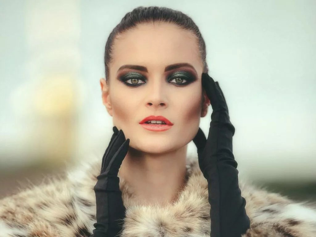 LiveJasmin MiaKeating is Freechat MiaKeating — Sexy and sensual, funny and energetic, always smiling and always aiming to please. This is what you need, what you want and what you will get in my room. Have something else on your list? Tell me, I'm sure we can find a way to have it done:)