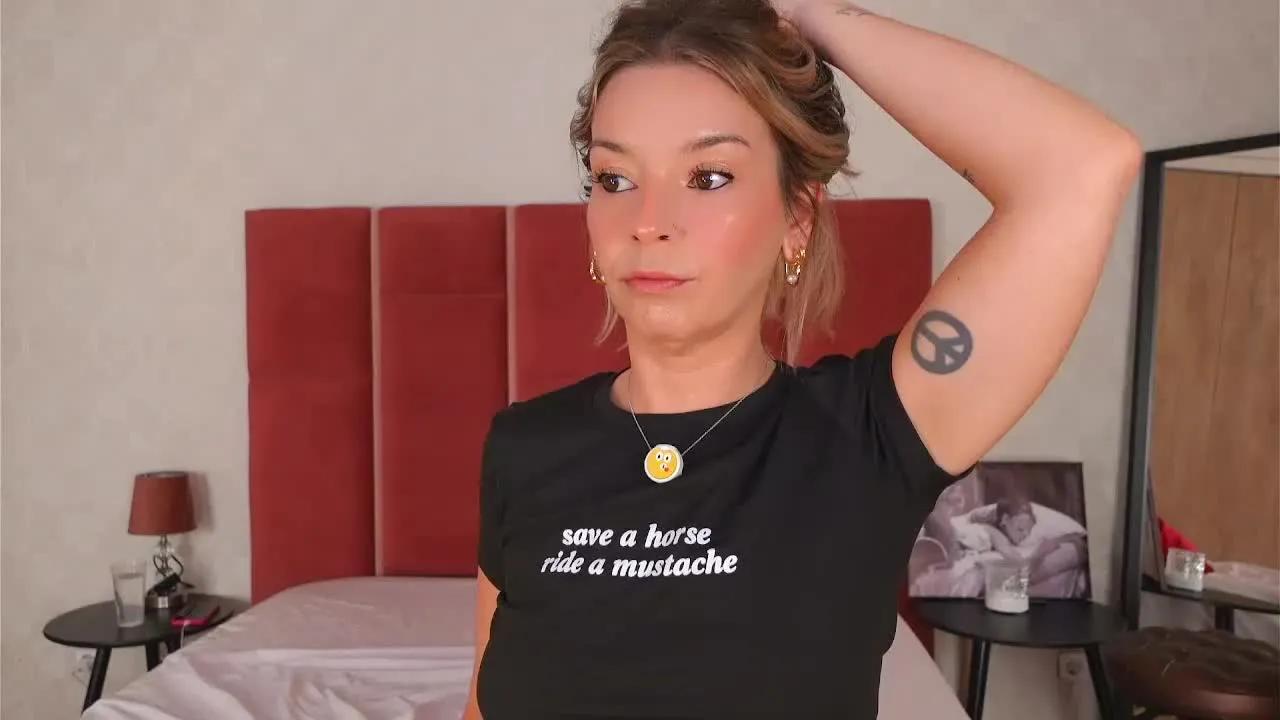 Offline AliceViva on Streamray