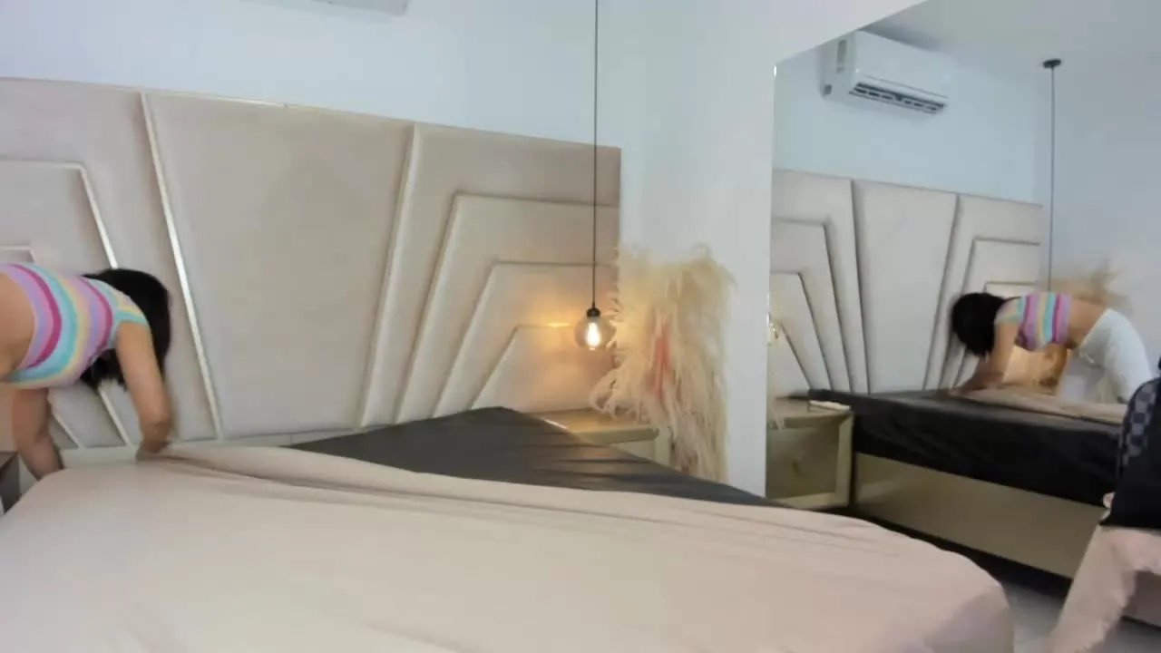 Offline CelineBennett on Streamray