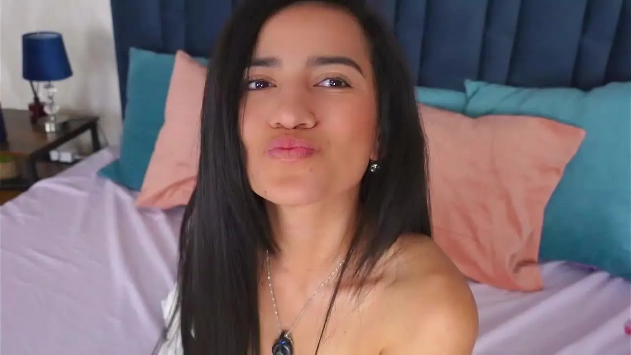 Offline EmilyPrincy on Streamray