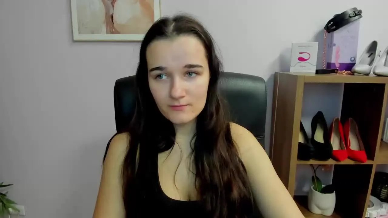 Offline KATEcherry on Streamray