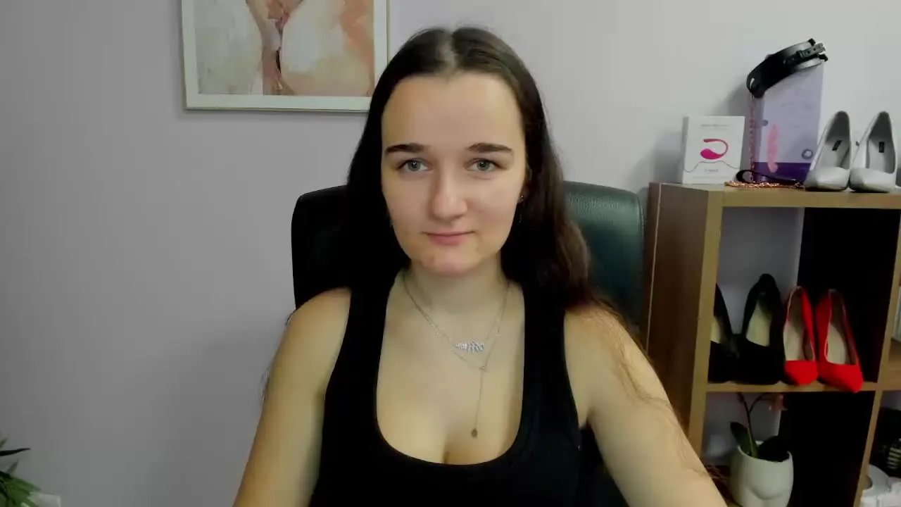 Offline KATEcherry on Streamray