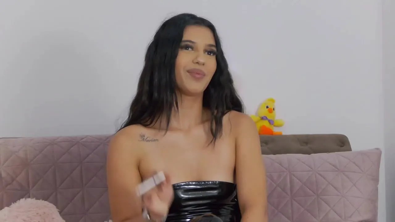 Offline KendraSins on Streamray