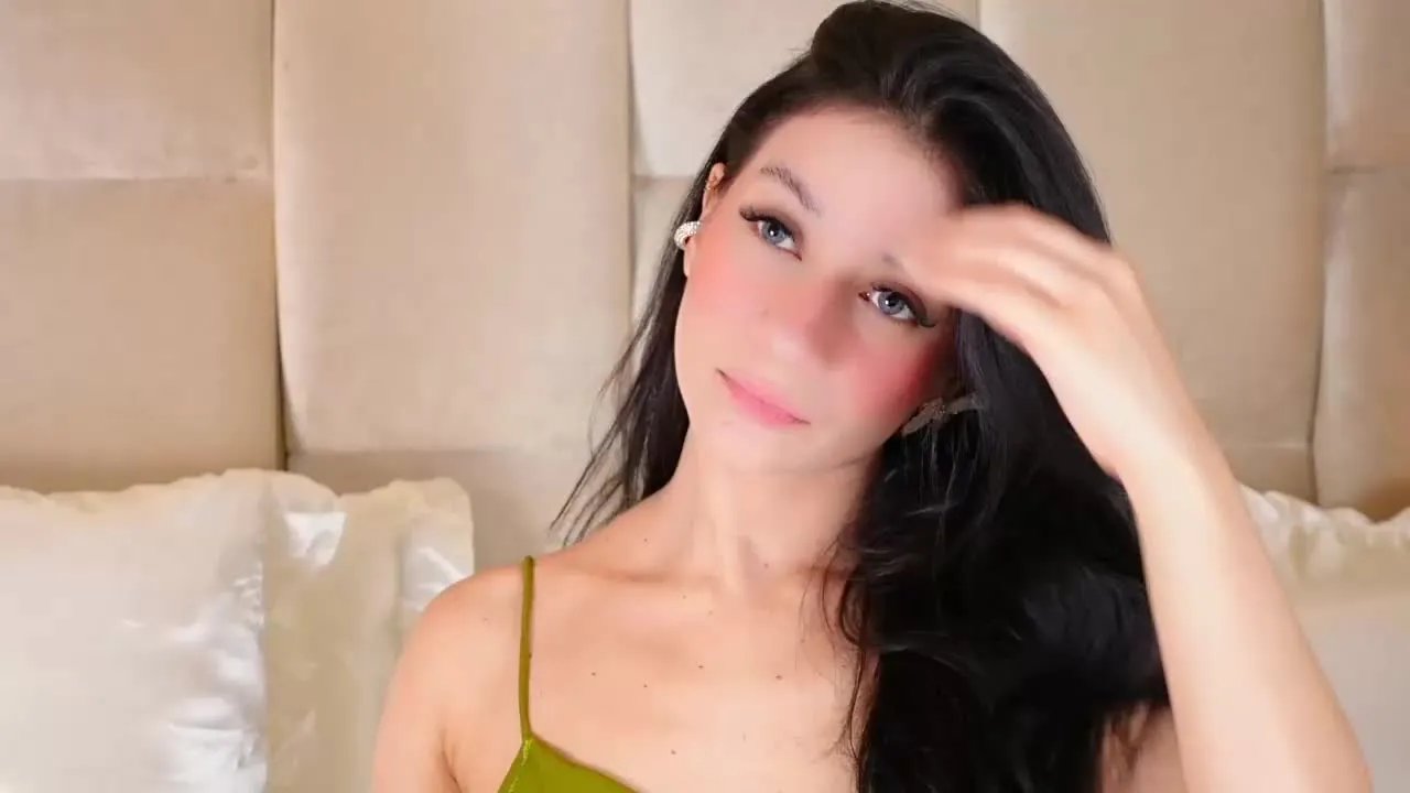 Offline KiraKayleigh on Streamray