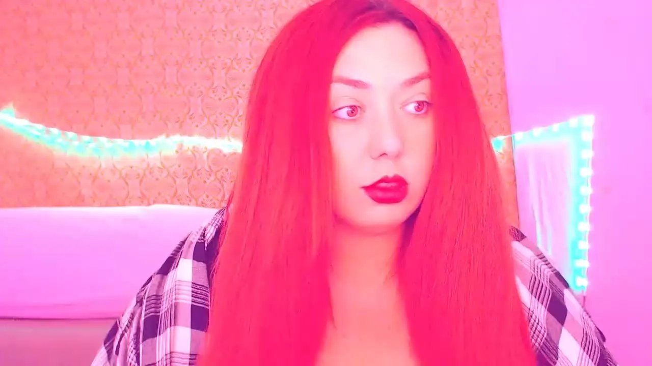 Offline secretbellaa on Streamray