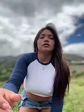 Freechat _Adharaa on StripChat