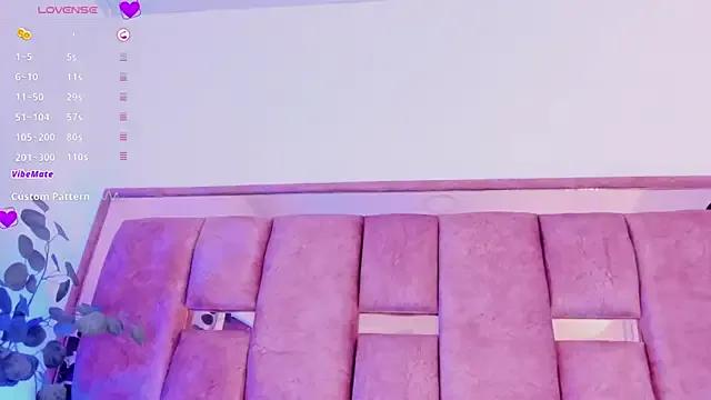 Freechat _Ambar-devon_ on StripChat