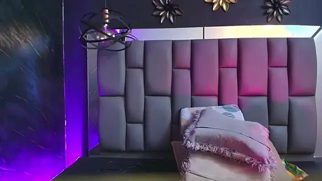 _MiaBrown_ on StripChat