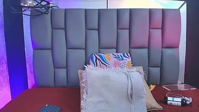 _MiaBrown_ on StripChat