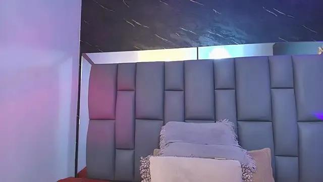 _MiaBrown_ on StripChat