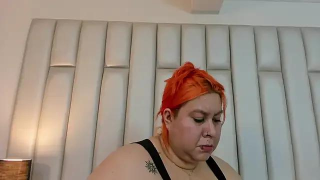 Freechat aandreaperez on StripChat