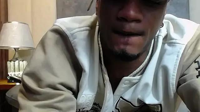 AaronCruz_ on StripChat