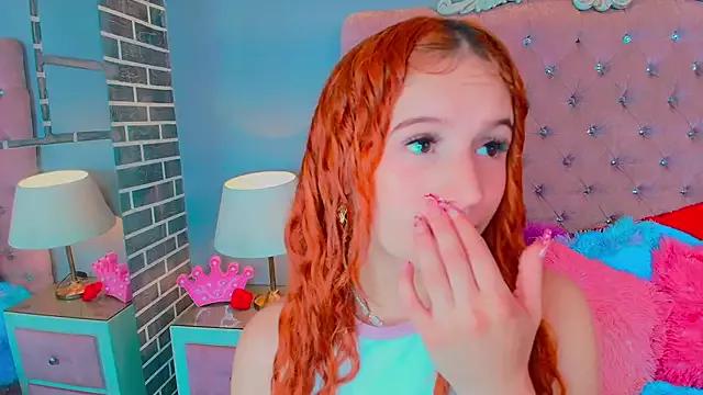 Freechat AdelaineBest on StripChat