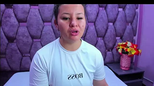 AlaSmith on StripChat