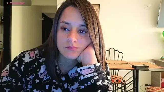 Freechat Alice_milf_ on StripChat