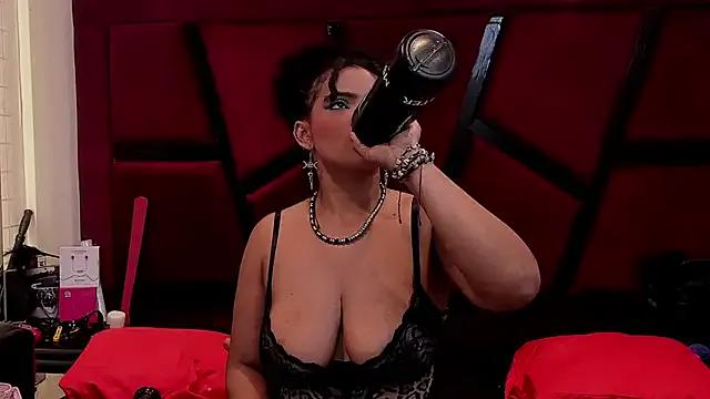 AlliceJelany on StripChat 