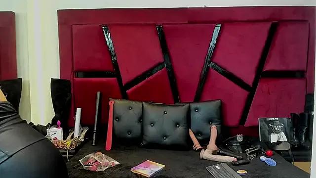 AlliceJelany on StripChat 