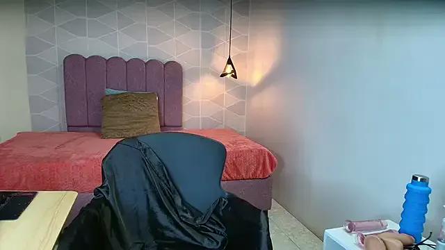 Freechat Aly_Loving on StripChat