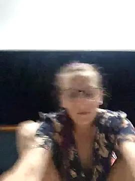 amymatthews92 on StripChat 