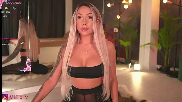 Angel-Barbie on StripChat