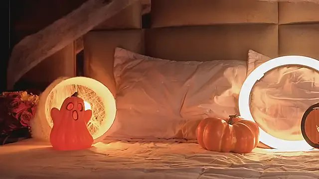 Freechat angelinepossy on StripChat