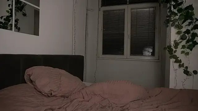 ArianaMur on StripChat