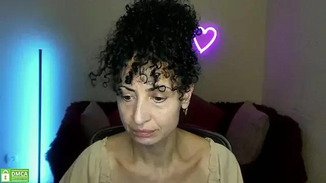 Freechat Arianasweety23 on StripChat