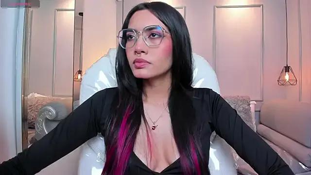 Private AzuraKindong on StripChat