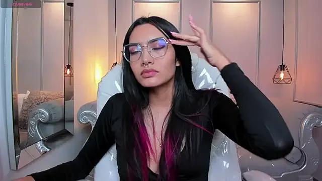 Private AzuraKindong on StripChat