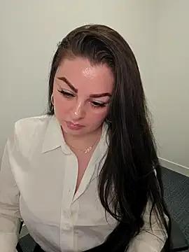 BaddieBellaUK's avatar