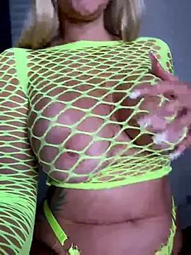 Bella-Tight — every 100 tk win 3 fuck clips