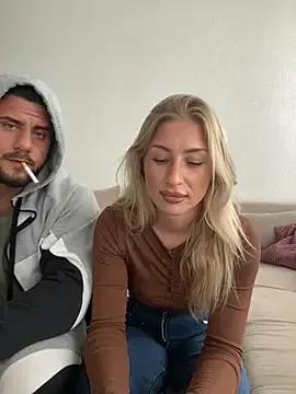 Freechat belle98 on StripChat