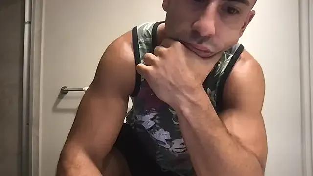 BigGuyMuscle on StripChat 