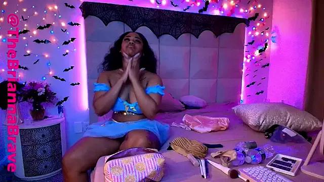 Freechat BriannaBrave on StripChat