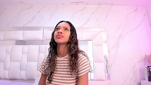 StripChat BritneyCollins is Freechat BritneyCollins — Control plug anal 7 min